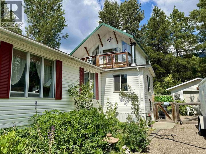 Property Photo:  830 Beaven Crescent  BC V0E 2Z0 