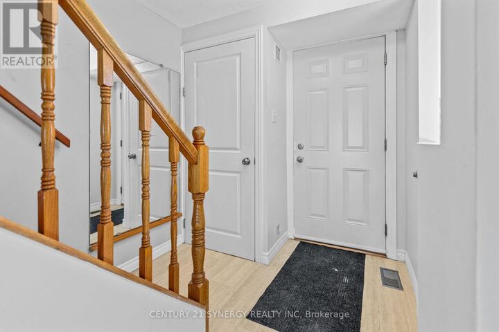 Property Photo: 1472 Heatherington Road C ON K1V 6S1
