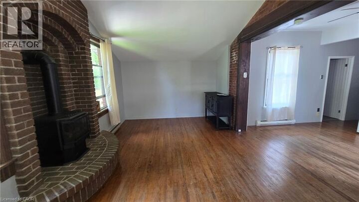 Property Photo:  545 Inkerman Street East 2  ON N4W 2N8 