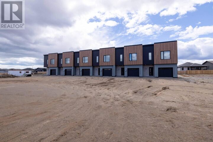 Property Photo:  834 Weiler Blvd  ON P7C 0A7 