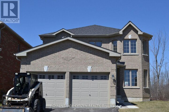Property Photo: 41 Carew Boulevard ON K9V 0P7