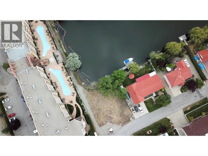 Property Photo:  36 Harbour Key Drive  BC V0H 1V3 