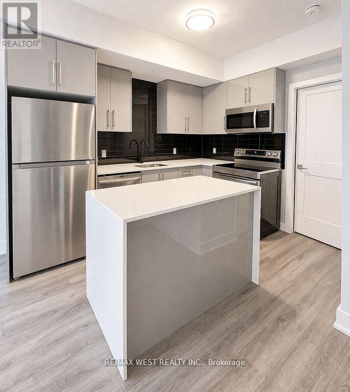 Property Photo:  6065 McLeod Road 110  ON L2G 0Z7 