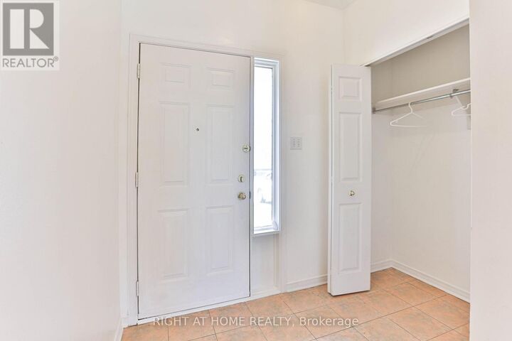Property Photo: 142 Lilibet Crescent East ON K1V 2A1
