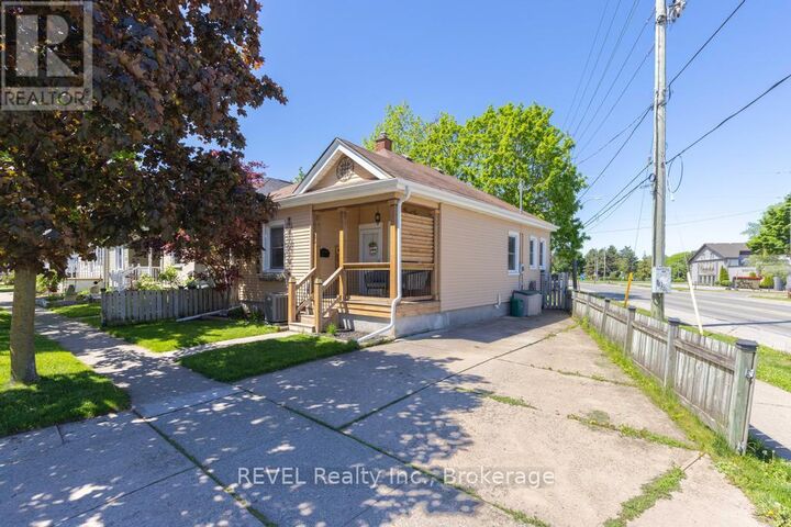 Property Photo:  83 Rodman Street  ON L2R 5C9 
