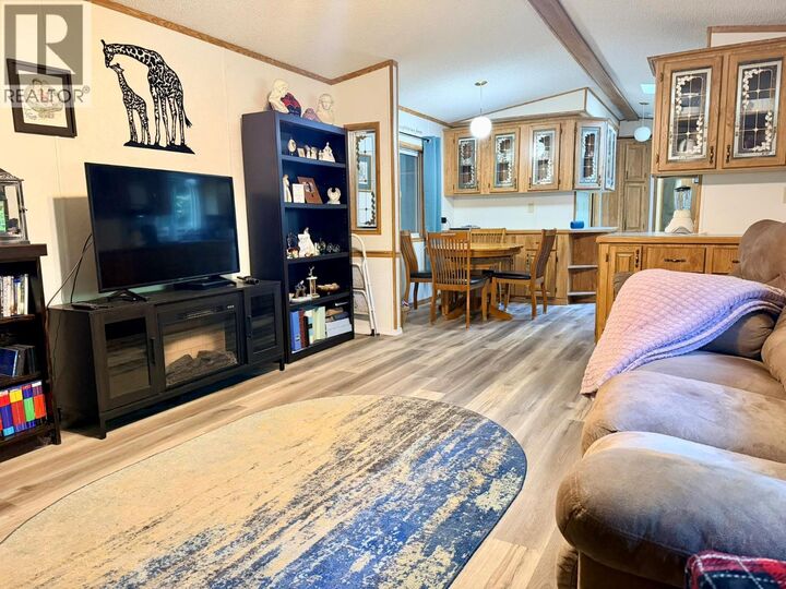 Property Photo:  1436 North West Boulevard 20  BC V0B 1G6 