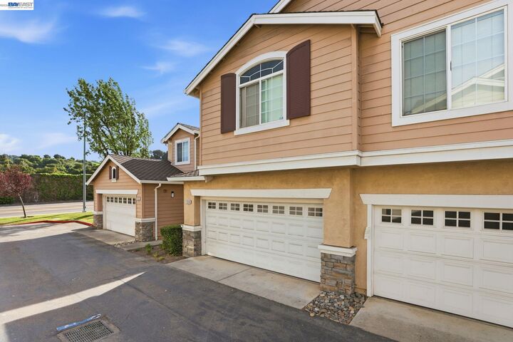 Property Photo:  7318 Bower Ln  CA 94568 