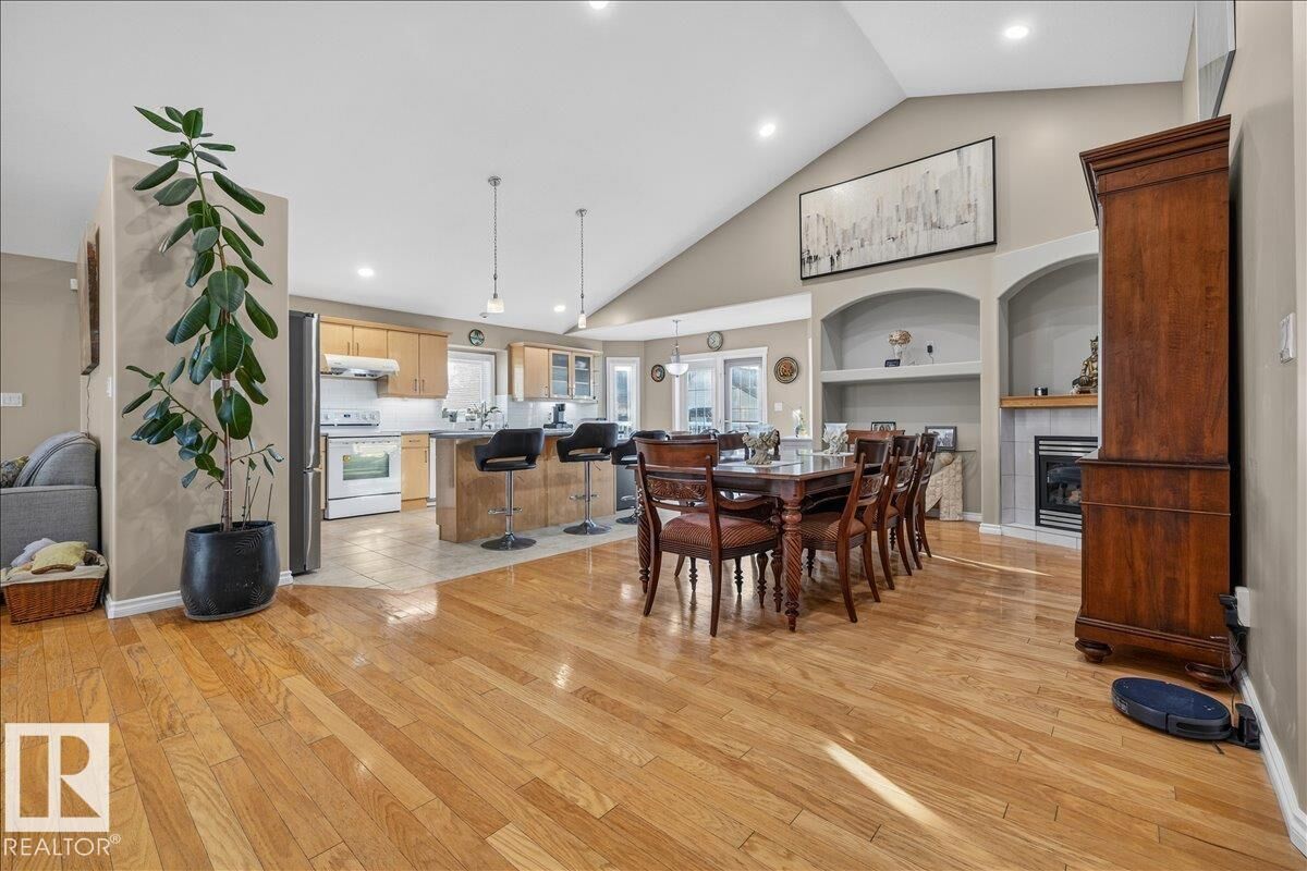 Property Photo:  6050 164A Avenue NW  AB T5Y 0A7 