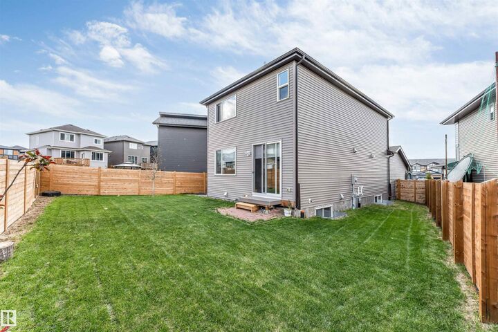 Property Photo: 425 41 Street SW AB T6X 1A5