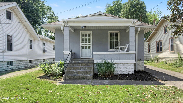 Property Photo: 1104 Barret Ave KY 40204