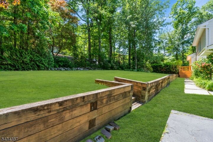 Property Photo:  132 Rolling Ridge Rd  NJ 07480 