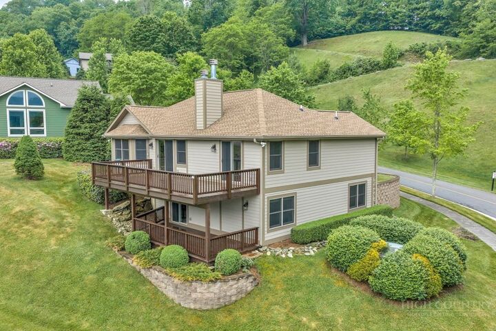 Property Photo: 123 Liberty Lane NC 28604