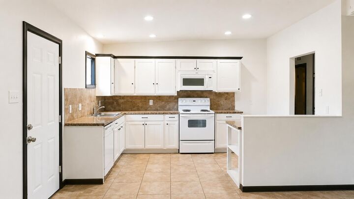 Property Photo: 4403 44th Street TX 79414
