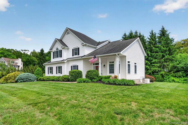 Property Photo:  8 Twin Spring Lane  NY 10921 