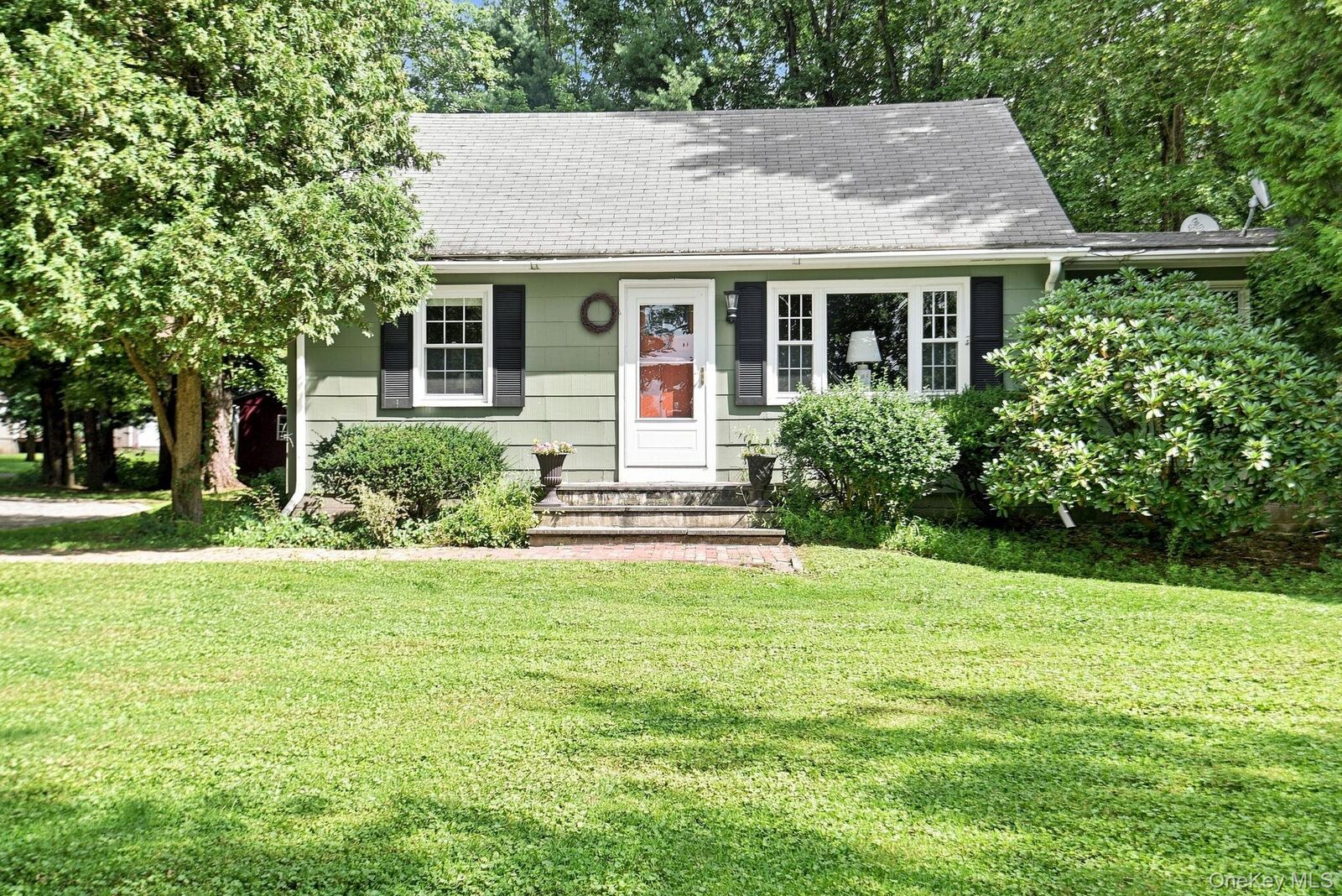 Property Photo:  4-6 Anderson Road  NY 12514 