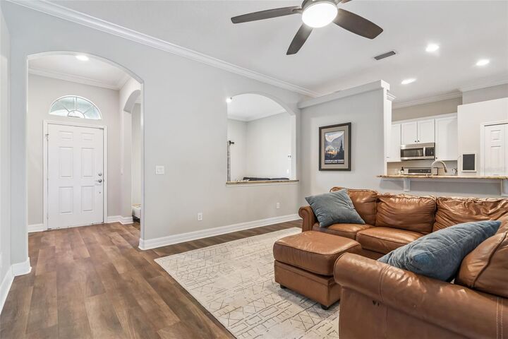 Property Photo: 242 Blue Water Street FL 32736