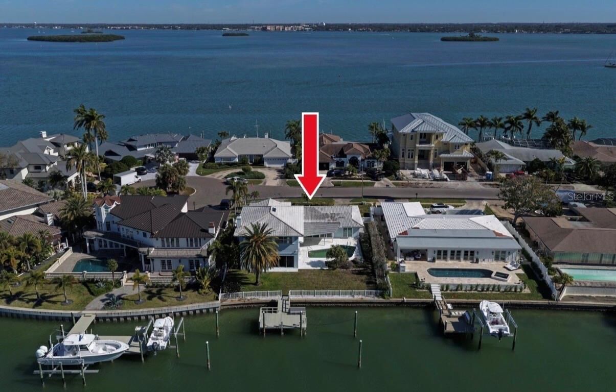 Property Photo:  878 Harbor Island  FL 33767 