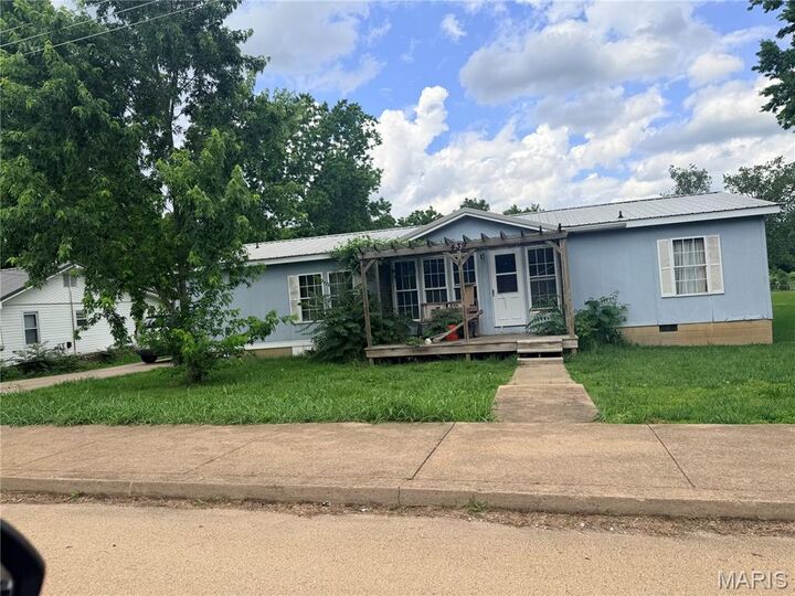 Property Photo:  439 E Elvins Boulevard  MO 63601 