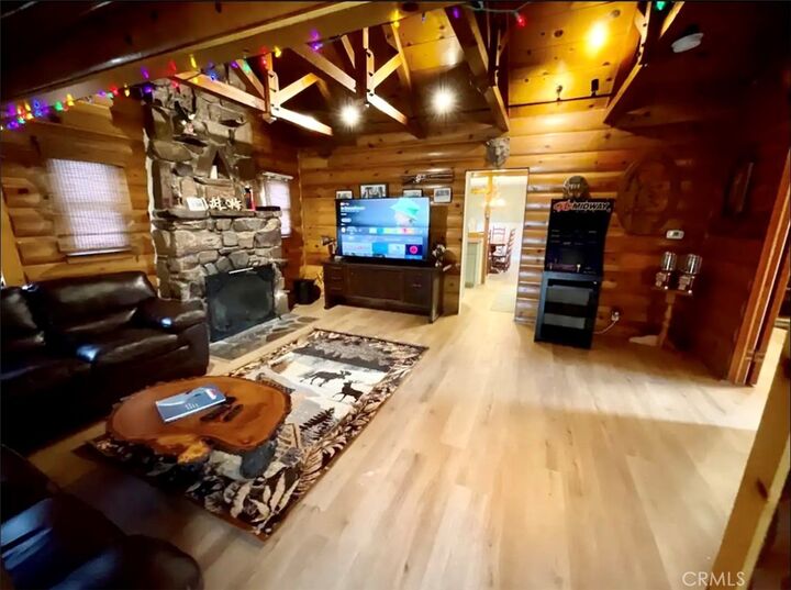 Property Photo: 220 W Country Club CA 92314