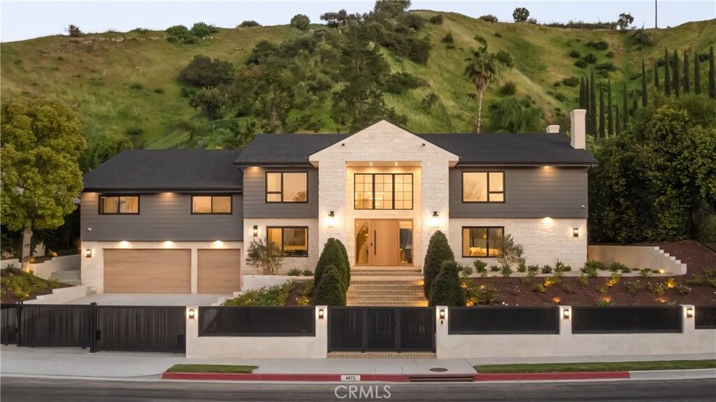 Property Photo: 4072 Alonzo Avenue CA 91316