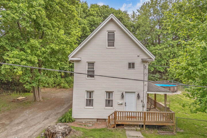 Property Photo:  26 Island Avenue  ME 04473 