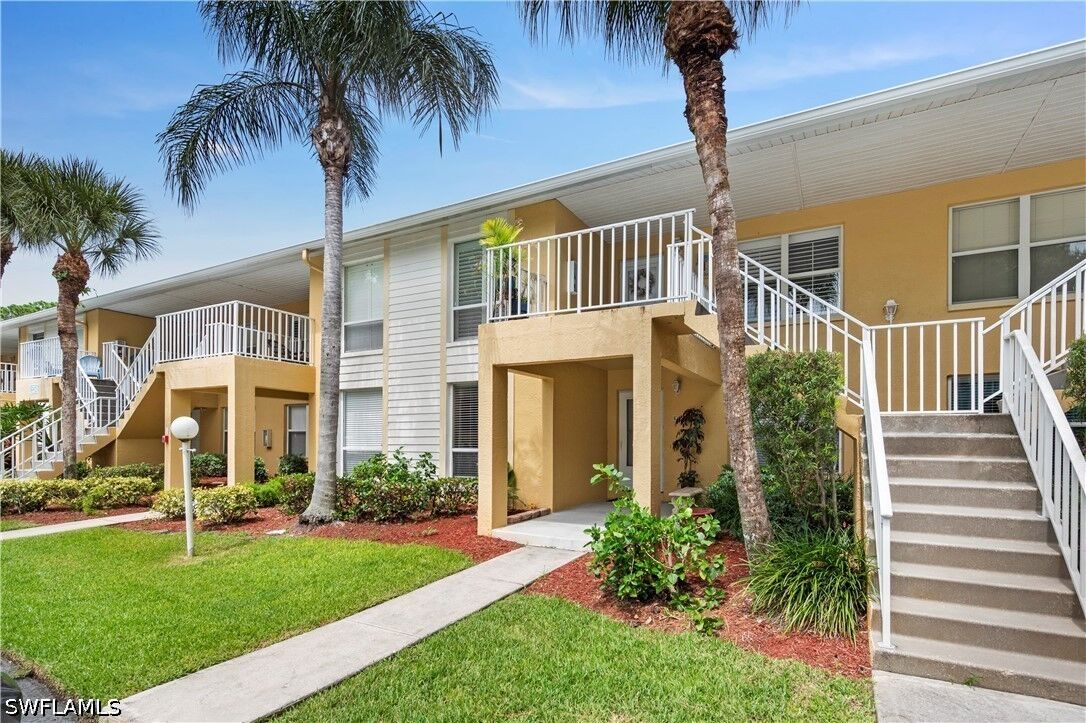 Property Photo:  1250 Yesica Ann Circle E105  FL 34110 