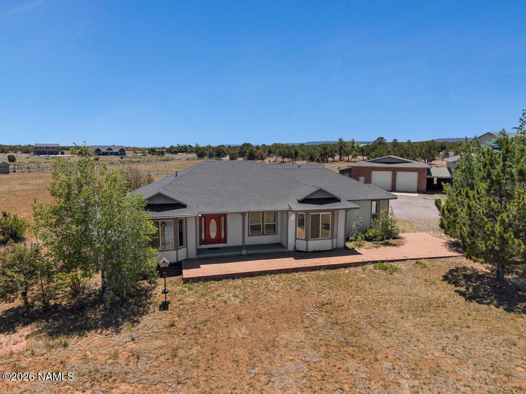 Property Photo: 10150 E Wapiti Trail AZ 86004