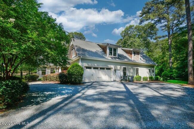 Property Photo: 680 N Bethesda Road NC 28387