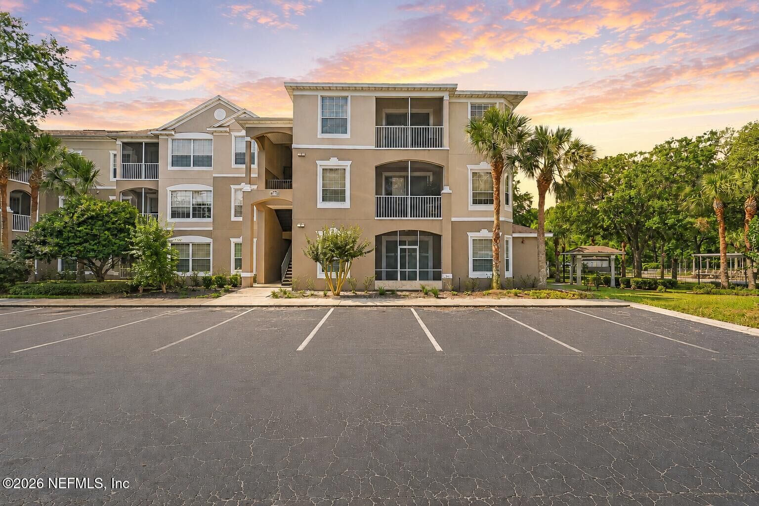 Property Photo:  10550 Baymeadows Road 303  FL 32256 