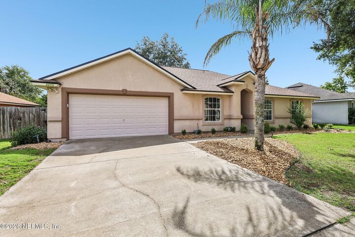Property Photo:  3215 Ginny Lake Drive  FL 32068 