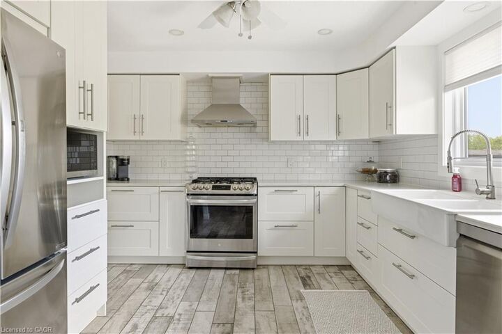 Property Photo: 25 Greenock Drive ON N2E 2J9
