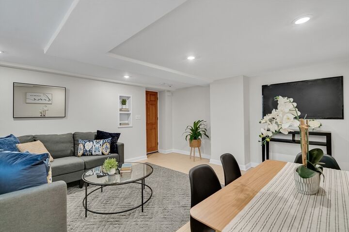 Property Photo:  10 Shepard St 2  MA 02138 