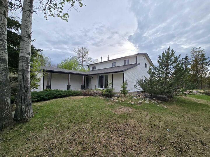 Property Photo:  835034 Range Road 234  AB T0H 1W0 