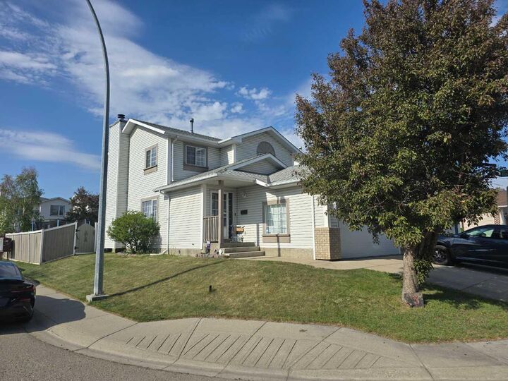 Property Photo:  3 Riverwood Court SE  AB T2C 4E9 