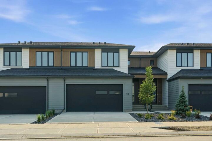 10 Harbour Way — photo 1