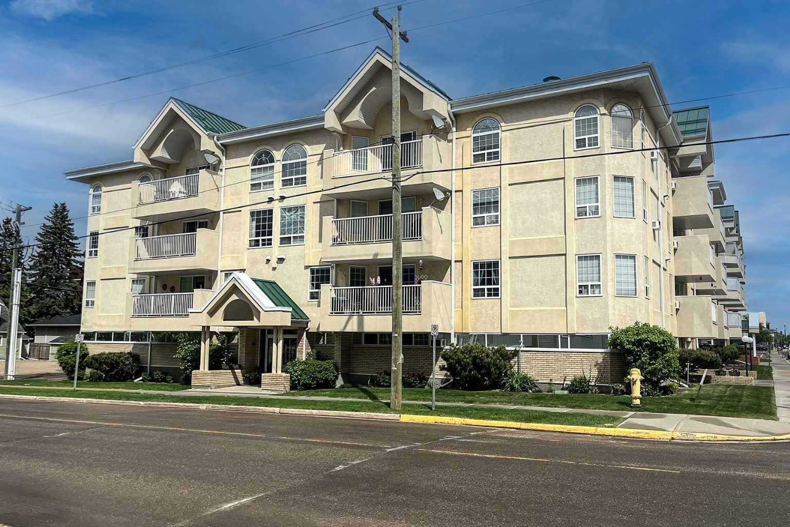 Property Photo:  5120 49 Street 301  AB T9V 0K4 