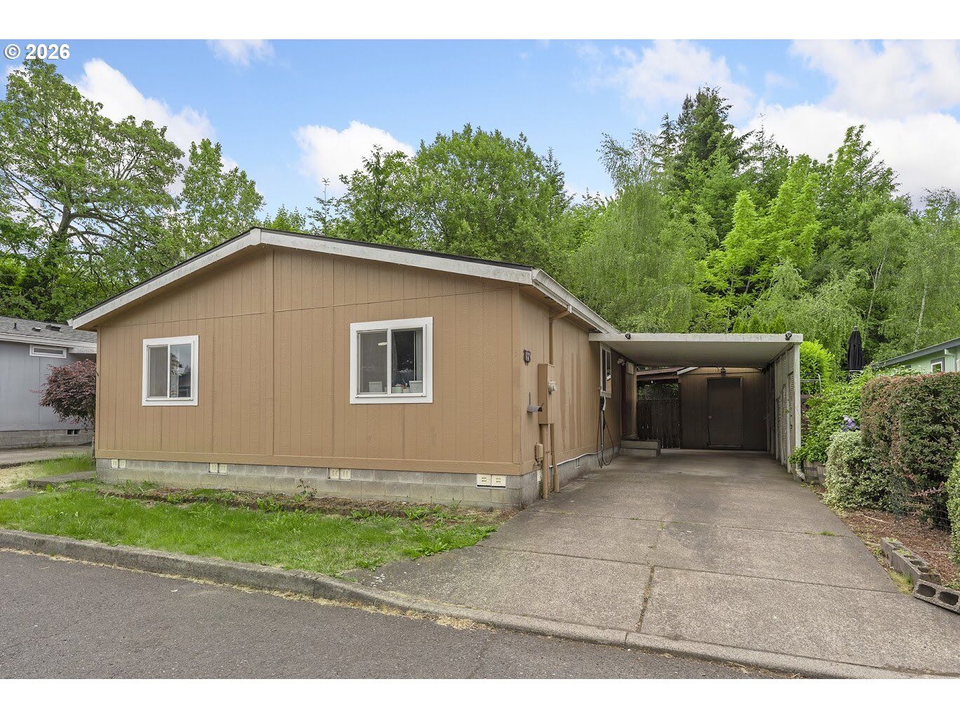 Property Photo: 5200 SE 132nd Ave OR 97236