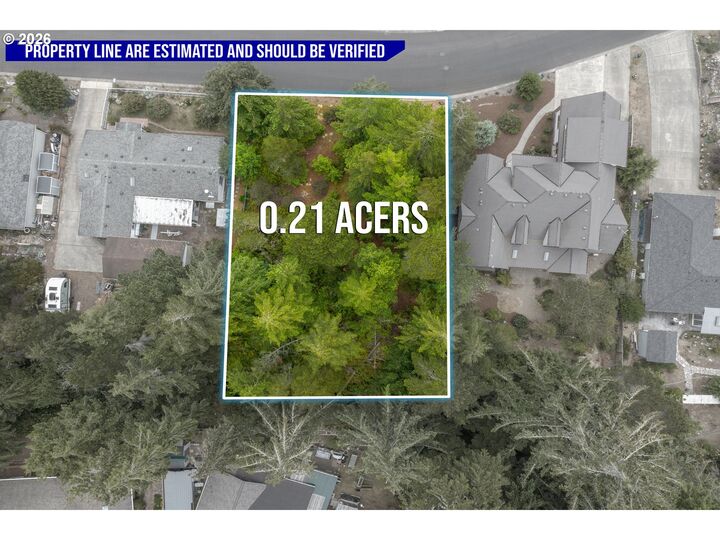 Property Photo: 1639 Willow Loop OR 97439