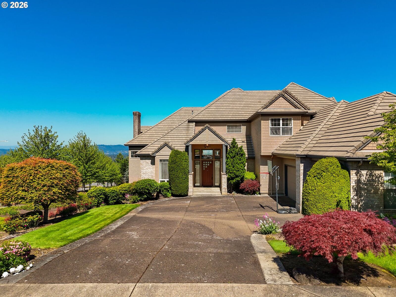Property Photo:  9211 SE Highgate Dr  OR 97086 