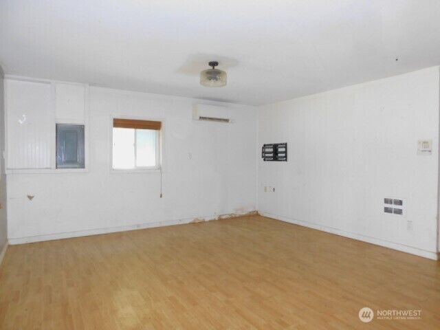 Property Photo: 33 Baskins Road WA 98363