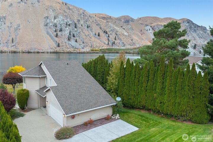 Property Photo:  345  Lakefront Drive  WA 98843 