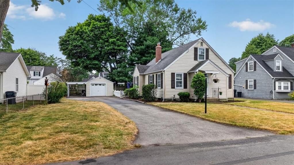 Property Photo:  130 Vaughn Avenue  RI 02886 