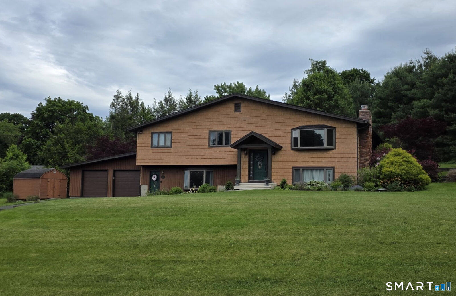 Property Photo:  16 Apache Drive  CT 06804 