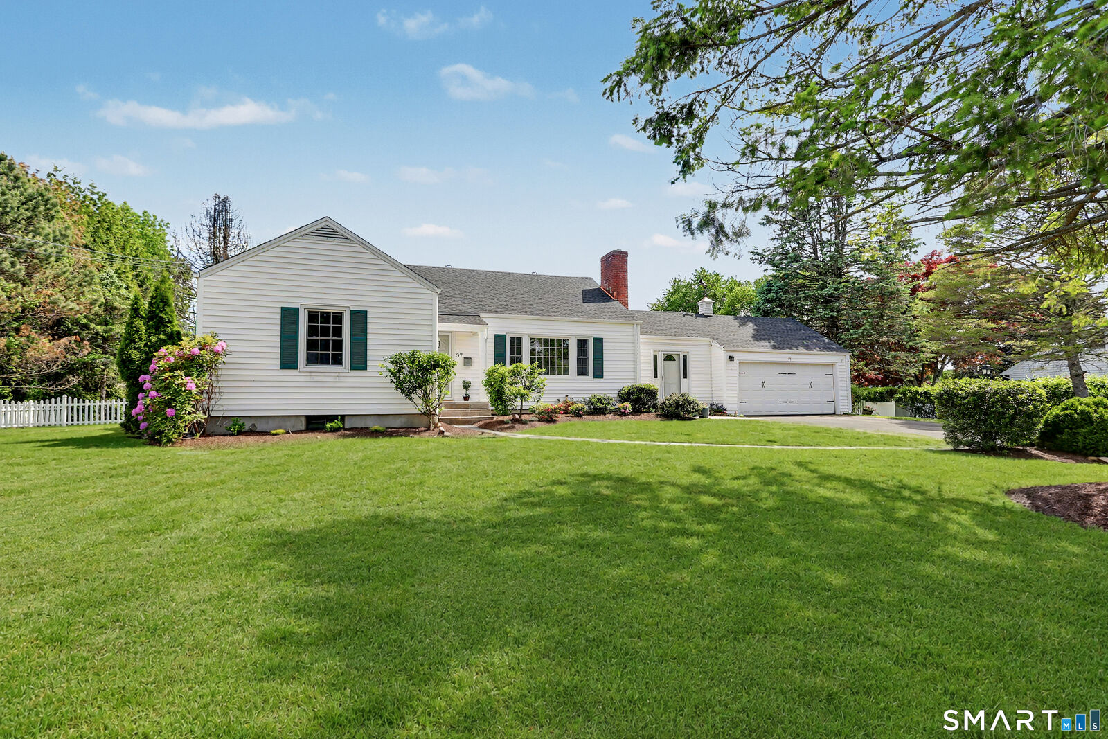 Property Photo: 97 Ridgeview Avenue CT 06611