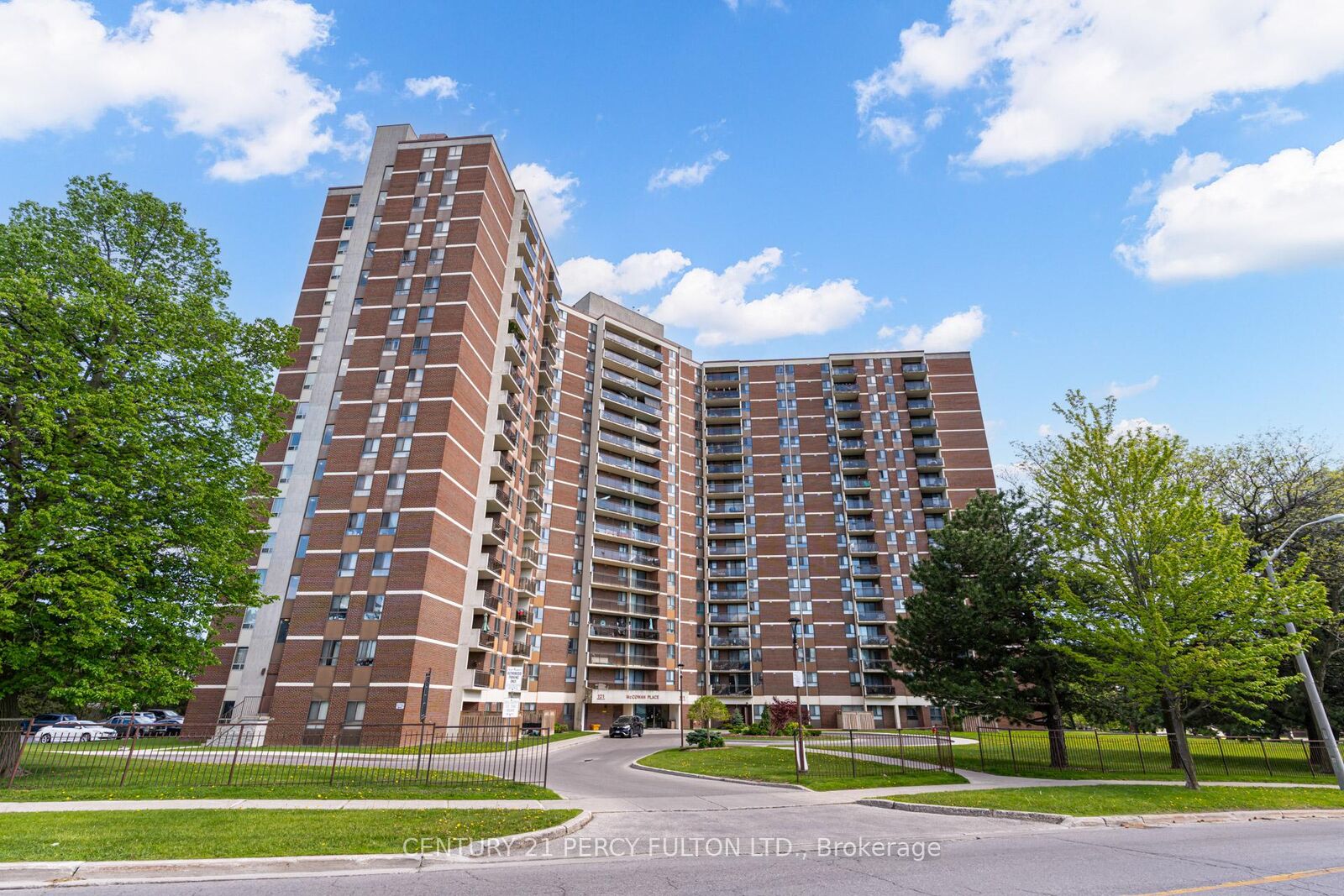 Property Photo: 121 Trudelle Street 608 ON M1J 3K4