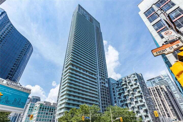 300 Front Street 805 — photo 1