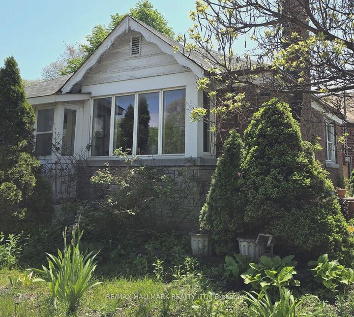 115 Lankin Boulevard — photo 1