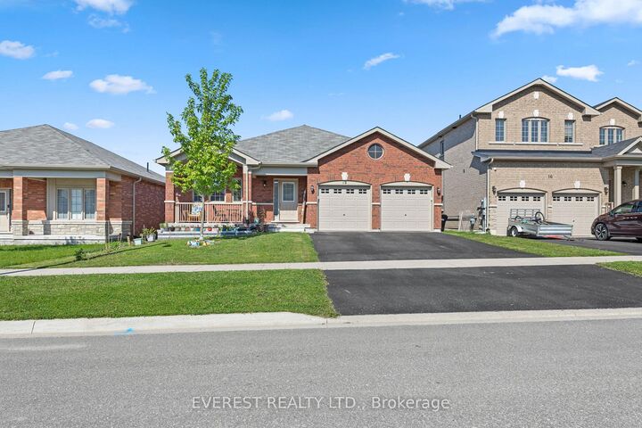 Property Photo: 14 Hewson Street ON L9M 0V7