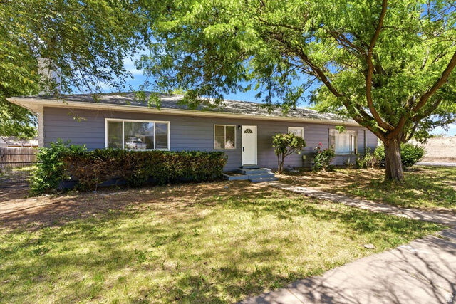 Property Photo: 671 W 1800 N UT 84015