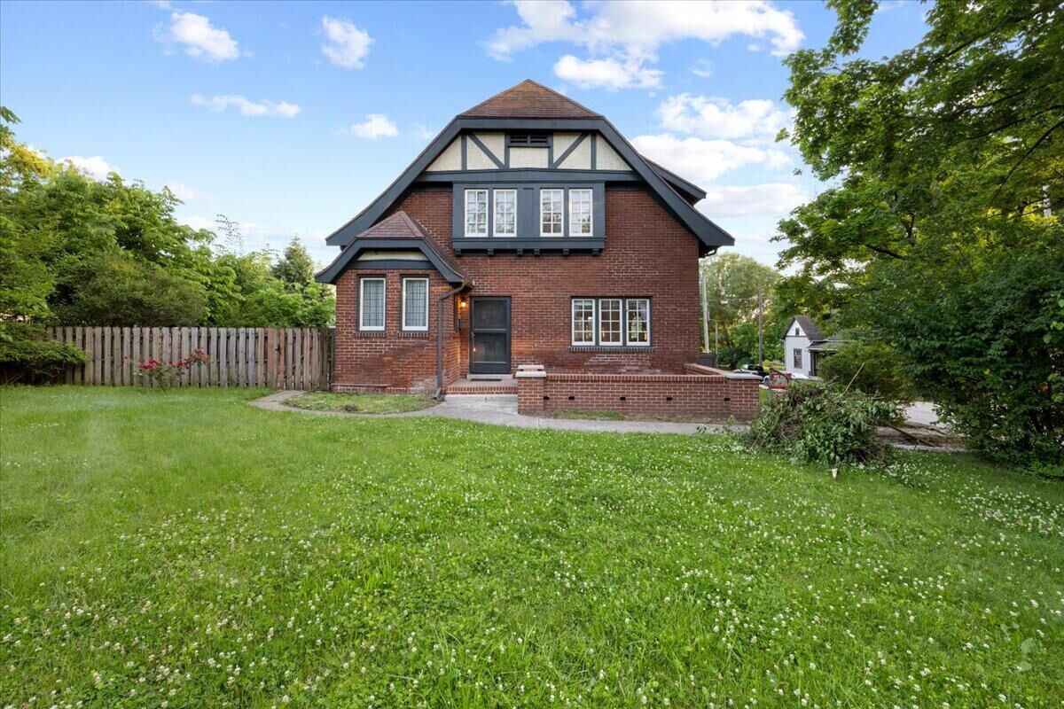 Property Photo: 218 Forrest Avenue OH 45505